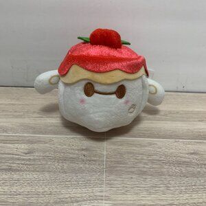Disney Munchlings Baymax Festive Berry Plush